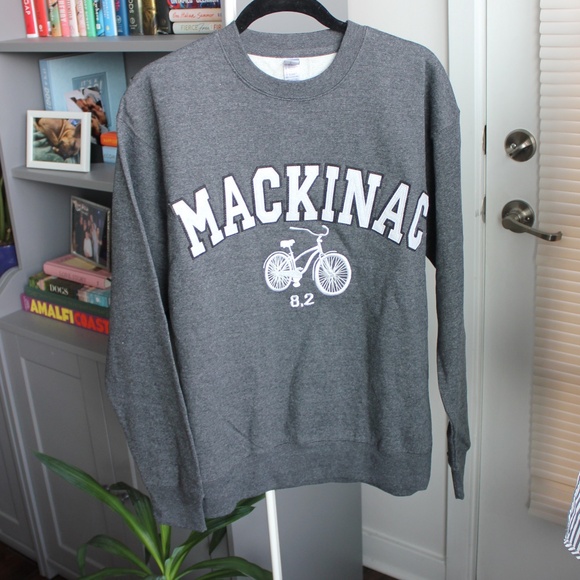 Mackinac Island Sweatshirt | Medium | NWT - Picture 1 of 3